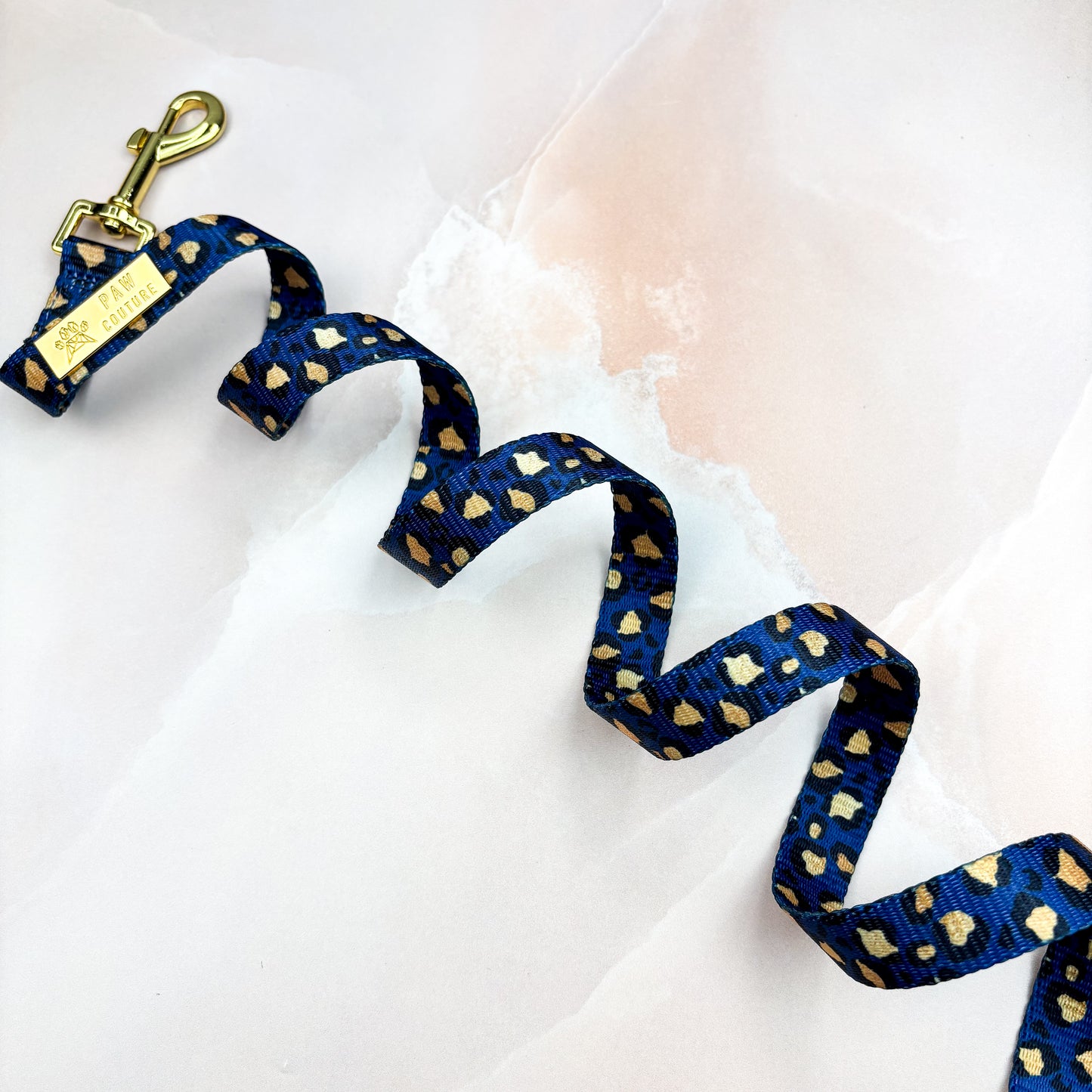 Sapphire Safari Deluxe Lead