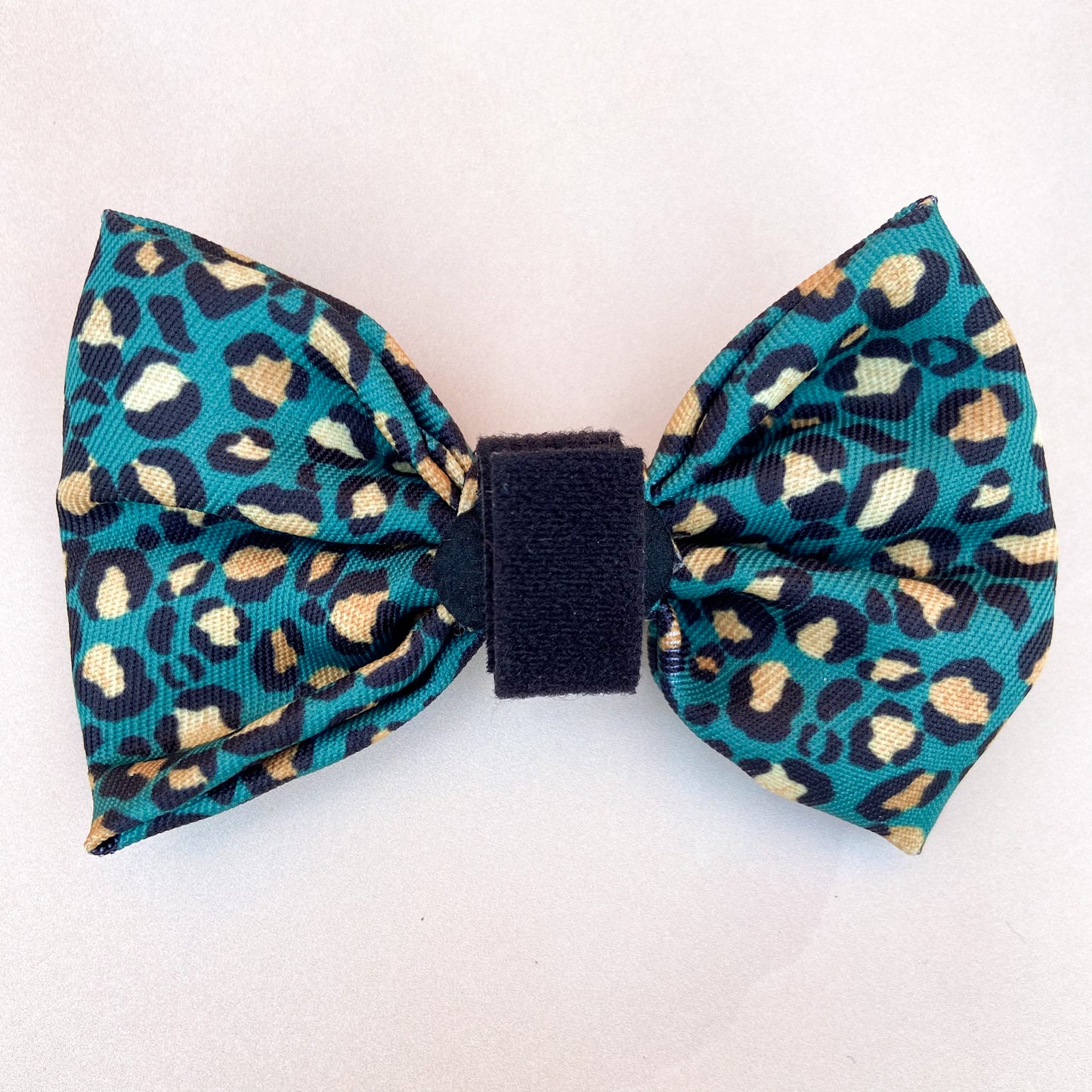 Emerald Safari Deluxe Bow Tie