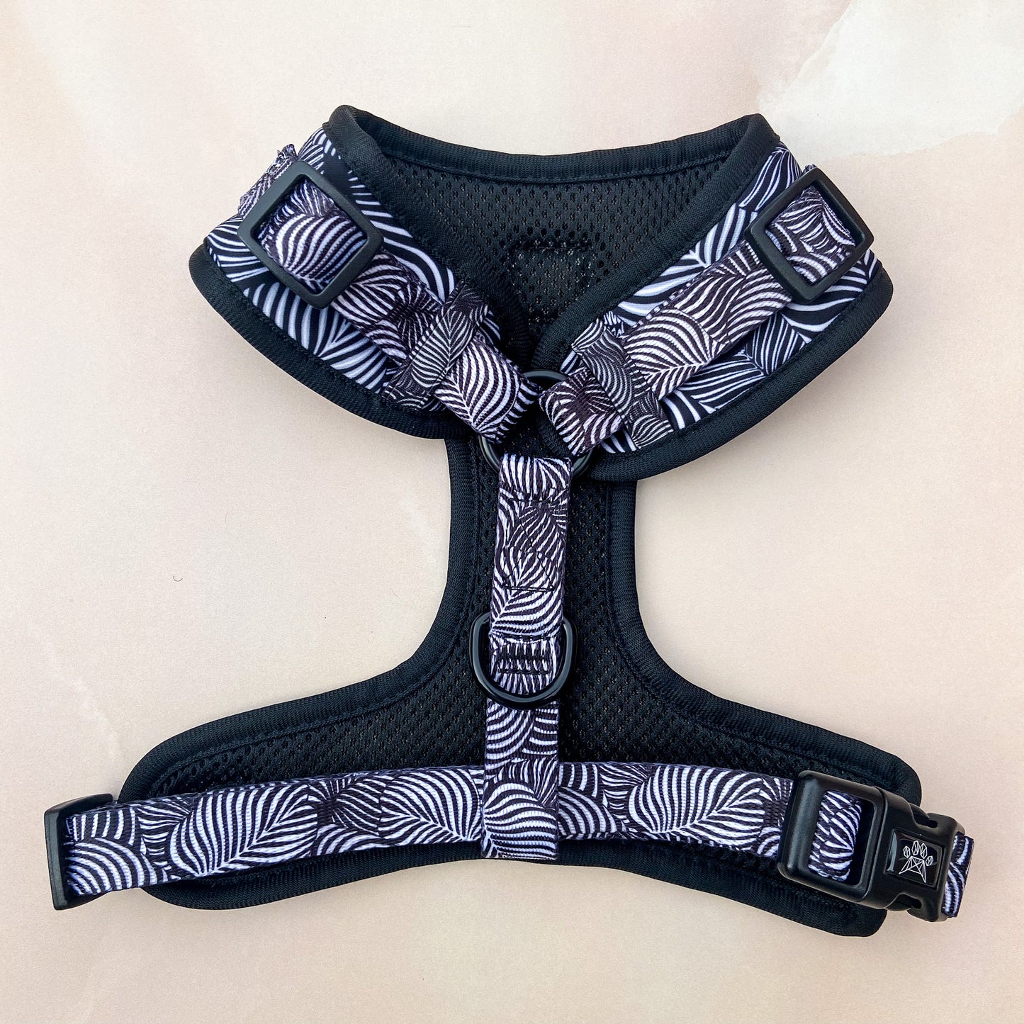 Onyx Jungle Adjustable Harness & Lead Bundle