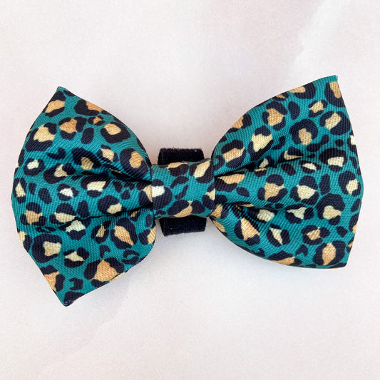 Emerald Safari Deluxe Bow Tie