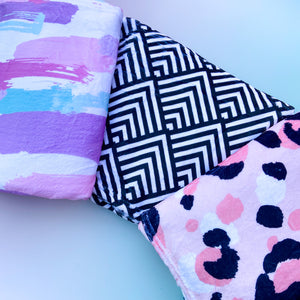Pawcasso Extra Large Multi-use Fleece Blanket