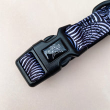 Load image into Gallery viewer, Onyx Jungle - Collar &amp; Lead Bundle
